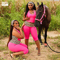Ensemble de vêtements de sport pour femmes grande taille, imprimé léopard rose, haut court sans manches, leggings capri, ensemble de survêtement 2 pièces, tenue de fitness