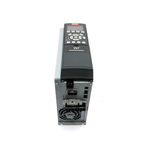 Variateur de fréquence 2,2 kW 380-480 V CA, contrôleur de moteur, série VLT FC-302 - Product Image 6