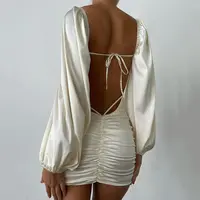 Vêtements d'été sexy vintage rétro élégant manches lanterne dos nu bandes plis mini robe courte