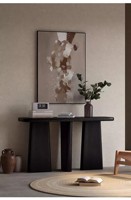 Table console en bois massif rectangulaire de style moderne avec des bords arrondis et des pieds au design noir, pour l'entrée