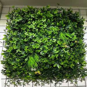 Panel de pared de plantas verdes artificiales resistente a todo clima, fácil de instalar para decoración de interiores y exteriores, hogar y oficina. - Product Image 2