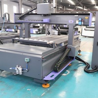 Routeur CNC 4 axes AKM1325 pour la sculpture sur bois, machine à meubles avec table mobile ATC, routeur 3D pour le travail du bois, MDF, PVC, acrylique, mousse