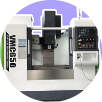 Centre d'usinage CNC populaire VMC650/850 de Taiwan petite fraiseuse automatique système Fanuc BT40/50 pour le traitement des métaux