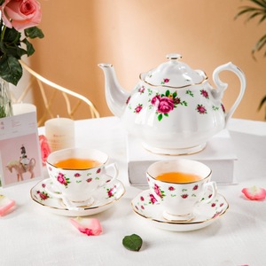 Juego <span class=keywords><strong>de</strong></span> Té <span class=keywords><strong>de</strong></span> <span class=keywords><strong>Porcelana</strong></span> Blanca Decorativa con Borde Dorado Árabe Vintage Inglés Antiguo, <span class=keywords><strong>de</strong></span> Lujo, con Diseño Floral, para Uso Doméstico, Venta al Por Mayor - Product Image 3
