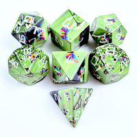 Jeu de dés polyédriques semi-transparents en résine, motif fleur de prunier, 28g, 7 pièces, taille standard, faible MOQ, personnalisable pour jeux de rôle de table