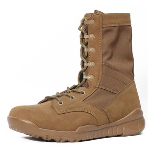 Botas de desierto color coyote con suela ligera de EVA TS B01 Super Light y costuras en la suela exterior. - Product Image 3