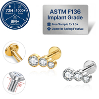 Anting-anting titanium zirkon berlapis emas 18K kualitas implan ASTM F136 JIAXIN, ulir dalam, untuk helix, tragus, bibir, pernikahan, dan aksesori tubuh.
