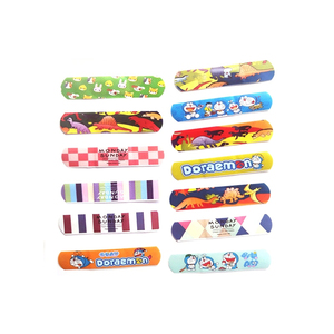 Fascia per etichette Private con stampa personalizzata adesiva traspirante con Logo adesivo cerotto per la gestione della cura delle ferite - Product Image 5