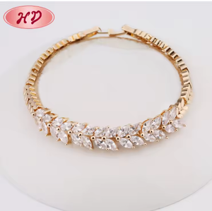 Cổ Điển Và Thanh Lịch Tùy Chỉnh Màu Xanh Lá Cây Và Trắng Tùy Chỉnh Vòng Đeo Tay Thời Trang Tốt Vòng Đeo Tay Cho Phụ Nữ - Product Image 4