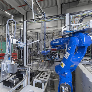 Robot GP7, robot à 6 axes, charge utile de 7 kg, rayon d'action de 927 mm pour l'assemblage, la manutention et le chargement, YRC1000micro - Product Image 4