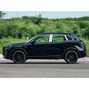 Pour l'exportation en gros : SUV familial pratique Hongqi HS5 d'<span class=keywords><strong>occasion</strong></span> avec intérieur haut de gamme, idéal pour les partenaires automobiles mondiaux. - Product Image 5