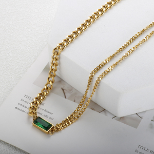 Collar de Cadena de Serpiente con Colgante Móvil de Letra (<span class=keywords><strong>Sister</strong></span>, Mother) en Acero Inoxidable con Baño de Oro Real de 18K PVD, Hipoalergénico e Impermeable - Product Image 2