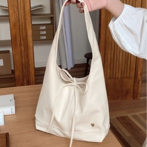 Korean Style Women's Shoulder Bag Off White Large Capacity Magnetic Buckle Minimalist Tote Bag For Everyday Use - Product Image 2