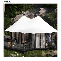 Tente de glamping avec structure en acier et murs en verre pour complexe écologique tropical en bordure de falaise et développement de parcs de vacances de luxe
