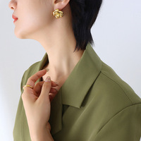 Bold berlebihan Vintage anting-anting bunga besar baja tahan karat 18K berlapis emas gaya Eropa Amerika