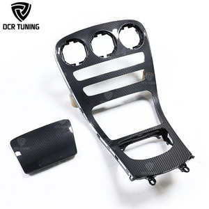 Garniture de tableau de bord intérieur de voiture en Fiber de carbone pour <span class=keywords><strong>Mercedes</strong></span> Benz <span class=keywords><strong>classe</strong></span> C W205 et AMG C63 C43 LCI 2019-2021 sans <span class=keywords><strong>Version</strong></span> horloge - Product Image 1