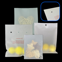 Emballage de sous-vêtements pour bébé écologique biodégradable conception personnalisée réutilisable fermeture éclair imprimé sacs ZipLock