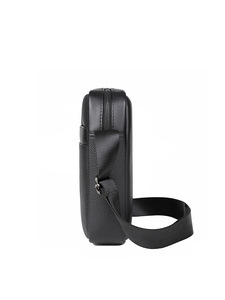 Outdoor Business Waterproof Custom Zipper Crossbody Messenger <b>Bags</b> Vintage <b>Small</b> Pu Leather Messenger <b>Bag</b> for Men - Product Image 2