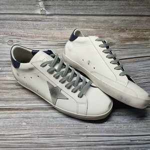 Scarpe Casual Vintage Star Flat da Uomo, Scarpe Effetto Usurato da Donna, Scarpe con Tacco Interno Effetto Usurato, Sneakers Bianche in Pelle Bovina per Coppia - Product Image 1