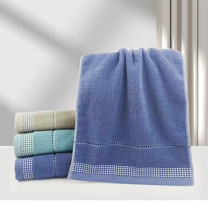 ผ้าเช็ดหน้าผ้าฝ้ายแท้ 34x74 ซม. ลายตารางหมากรุก สำหรับใช้เป็นของขวัญ - Product Image 1