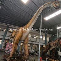Modèle de dinosaure animatronique personnalisé à demi-corps pour parc aquatique jurassique ou exposition de tête de Diplodocus robotique faite à la main