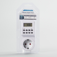 Minuteur programmable 16A 230V avec prise pour usage résidentiel/général