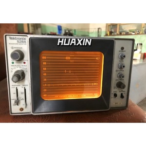 TEKTRONIX 528A เครื่องตรวจสอบรูปคลื่น + 1420 NTSC VECTORSCOPE ในแรงดันไฟฟ้า 115Vac สำหรับอะไหล่ - Product Image 2