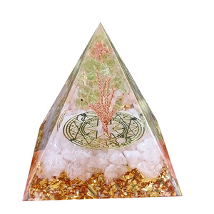 Pyramide en résine époxy avec galets de cristal, ornement de bureau, décoration d'aquarium, olivier, cristal blanc, cadeau - Product Image 5