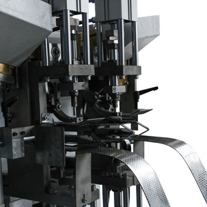 Poinçonneuse <span class=keywords><strong>à</strong></span> œillets automatique <span class=keywords><strong>à</strong></span> quatre têtes <span class=keywords><strong>pour</strong></span> une grande production - Product Image 5
