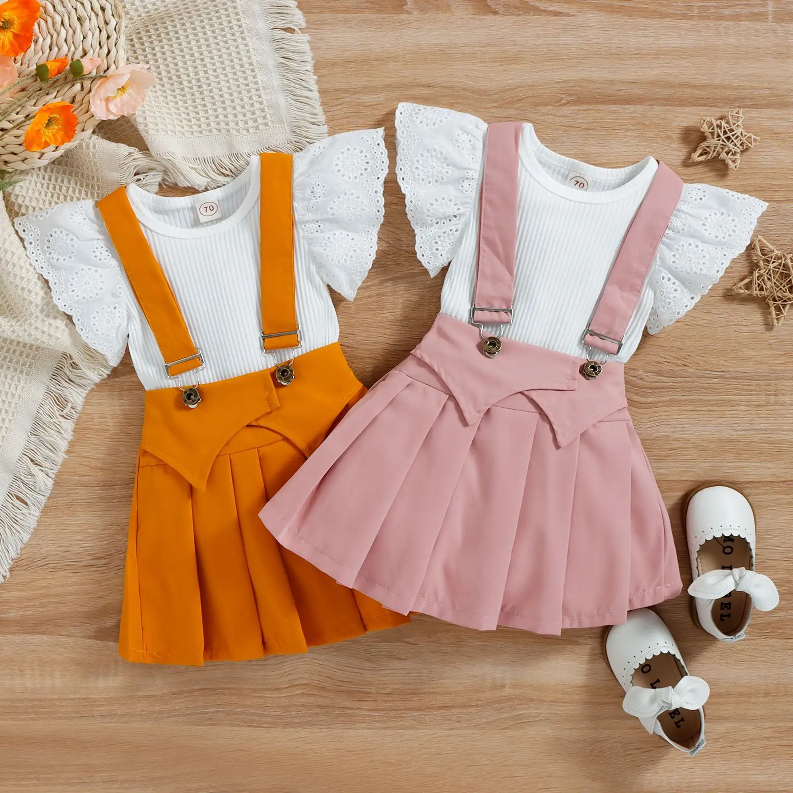 Wholesale Toddler Girl Clothes Flying Sleeve White Romper Pleated Suspender Skirt Sweet Cute Girls' Clothing Set For Little Girl