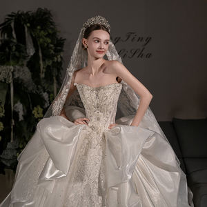 Robe de mariée moderne GT131 longue jusqu'au sol, style vintage, avec chaîne de perles, appliques et sequins, traîne chapelle, robe de bal princesse pour mariée - Product Image 2