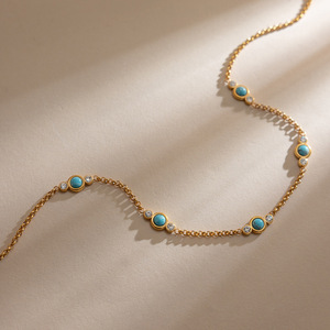 Collier en cristal avec turquoise bleue et strass sertis clos, design géométrique rond, pour usage quotidien et loisirs - Product Image 4