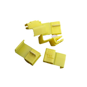 Conector de cable amarillo de 4 cuadrados, material ABS, para cableado eléctrico, adaptador de unión - Product Image 1