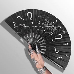 Ventiladores de mano plegables de bambú grandes personalizados, técnica pintada para eventos - Product Image 1