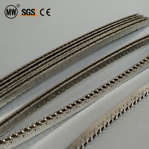 Chaîne anti-courbure latérale polyvalente 06CF31SS pour actionneurs de fenêtre, avec couple élevé pour le poussage de fenêtres à battants lourds - Product Image 1