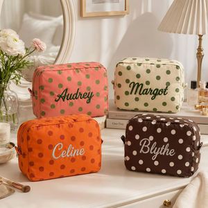 Pochette de maquillage personnalisée avec monogramme brodé, motif à pois, en polyester, organiseur de cosmétiques, pochette de voyage durable pour articles de toilette - Product Image 2