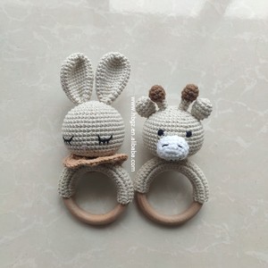 Panca in cotone organico legno oem massaggiagengive giocattolo neonato <span class=keywords><strong>regalo</strong></span> benvenuto <span class=keywords><strong>regalo</strong></span> per bambini sonaglio presente per bambino - Product Image 3