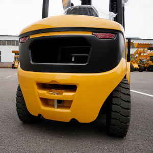 رافعة شوكية ديزل احترافية 3 طن CPCD30 بارتفاع أقصى 4000 سم مع وظيفة الإزاحة الجانبية وضبط الشوكة ونظام ناقل حركة أوتوماتيكي - Product Image 4