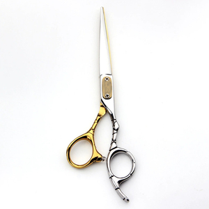 Coffret de barbier : Ciseaux à cheveux professionnels de 6 pouces, dorés, avec revêtement céramique, pour coiffure et toilettage, avec anneaux de maintien en silicone pour styliste, style allemand, pour une finition brillante et de beauté. - Product Image 1