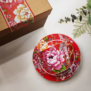 Nueva Taza de Porcelana con Plato, Diseño de Flores Rojas, de Lujo, Alta Calidad, con Diversos Estampados, Juego de Tazas de Té de Cerámica - Product Image 4