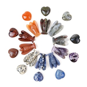 Ensemble de cœurs d'ange en matériaux semi-précieux naturels polis, très vendu, pour la décoration de la maison - Product Image 1