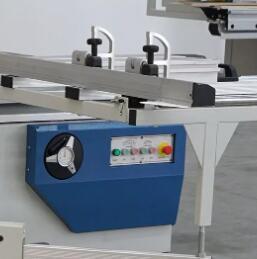 Hiệu quả cao <span class=keywords><strong>CNC</strong></span> Bảng trượt bảng Saw Máy chế biến gỗ ván ép MDF cắt Saw router để bán ở New Zealand cho PVC - Product Image 6