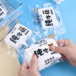 Juguete Antiestrés de Leche Pura, Diseño Nuevo, Bola Sensorial para Apretar, para Niños y Niñas de 5 a 7 Años - Product Image 2