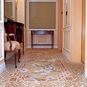 Moquette de luxe haut de gamme pour hôtel 5 étoiles, style château, géométrique, pour couloir et projets hôteliers - Product Image 1