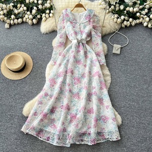 Robe en dentelle florale à manches longues et taille haute, style jeune et mignon, à prix compétitif pour filles - Product Image 3
