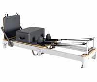 Reformer Pilates Aluminium Lipat Portabel Tahan Lama yang Dapat Disesuaikan untuk Latihan Yoga Profesional dengan Desain Klasik