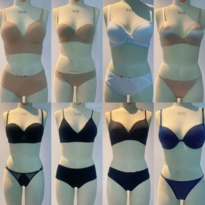 Bralettes Triangulares Inalámbricos Personalizados OEM/ODM para Mujer, Sujetadores sin Relleno, sin Varillas, con Braguitas a Juego, Conjunto de Sujetador Invisible - Product Image 4