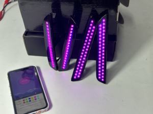 Luz LED de Marcador Lateral para Parachoques Delantero y Trasero con Control de Flujo de Color RGB por APP para Mustang 2010-2014, Paquete de 4 - Product Image 4