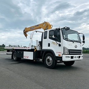 Multi-functional FAW 4x2 <b>Flatbed</b> Wrecker Crane Slidebed Tow <b>Truck</b> with 5 Ton Boom Crane for Accident Rescue - Product Image 3