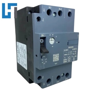 โมดูลเบรกเกอร์ป้องกันมอเตอร์แบบใหม่ รุ่น 3MV8200-1MJ00 ตัวควบคุมการโปรแกรม PLC 3MV82001MJ00 มีสินค้าในสต็อก - Product Image 1